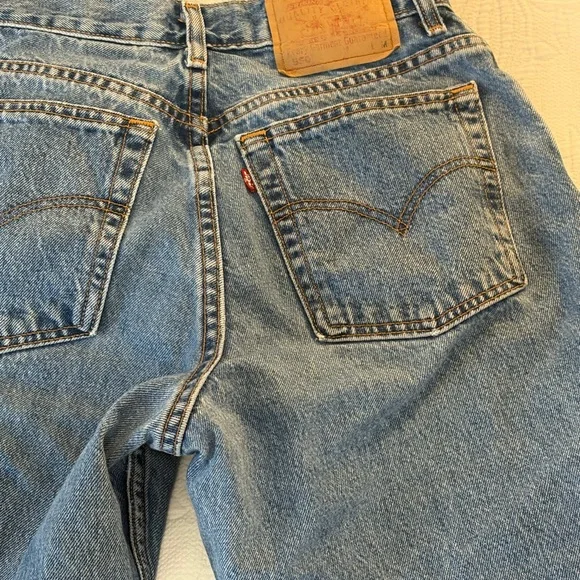 Levi's Light Blue Denim Jeans - Picture 4 of 4